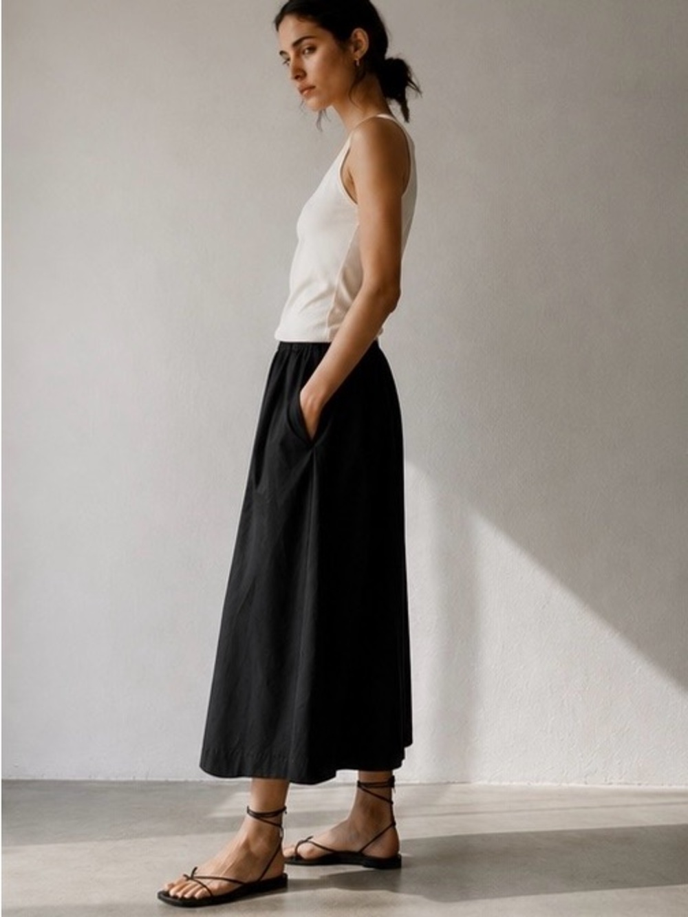 ZARA Cotton Poplin Wide-Leg Cropped Pull-On Culotte Pants in Black S NWT - Picture 2 of 9